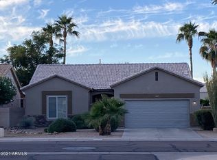 2975 E Harwell Rd, Gilbert, AZ 85234