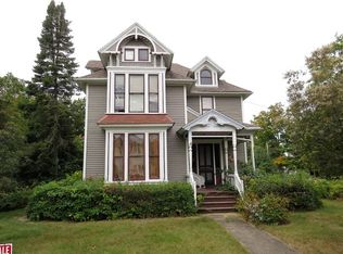 616 N Main St, Wheaton, IL 60187