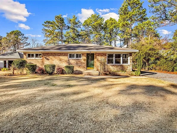 450 Kensington Rd, Carthage, NC 28387