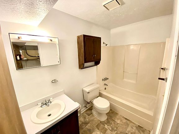 5th image of 6674 Cedar Lake Dr #17