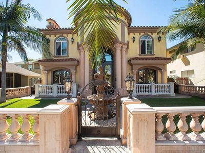2974 Clarendon Ave, Huntington Park, CA, 90255
