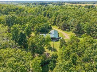 10694 Red Spring Rd, Mountain Grove, MO 65711