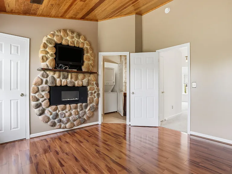 808 Marquette Dr — Photo 15