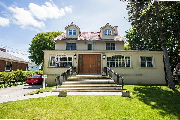 Rented by Compass | media 22