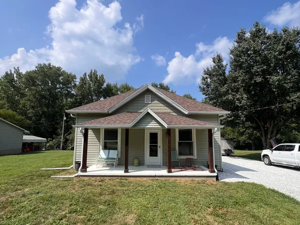 318 W Northwest St, West Lebanon, IN 47991