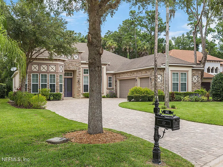 128 Payasada Oaks Trl — Photo 41