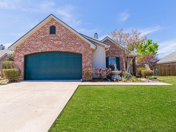 2nd image of 317 Stags Leap Ln