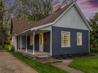 26354 Moses St, Flat Rock, MI 48134