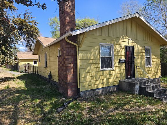 3rd image of 2143 Biehn St