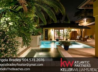 121 Oceanforest Dr N, Atlantic Beach, FL 32233