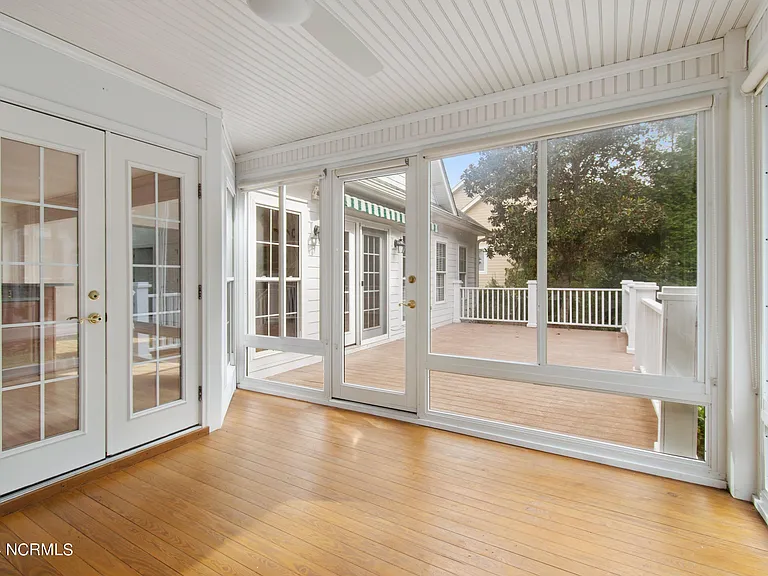 3567 Medinah Ave E — Photo 24