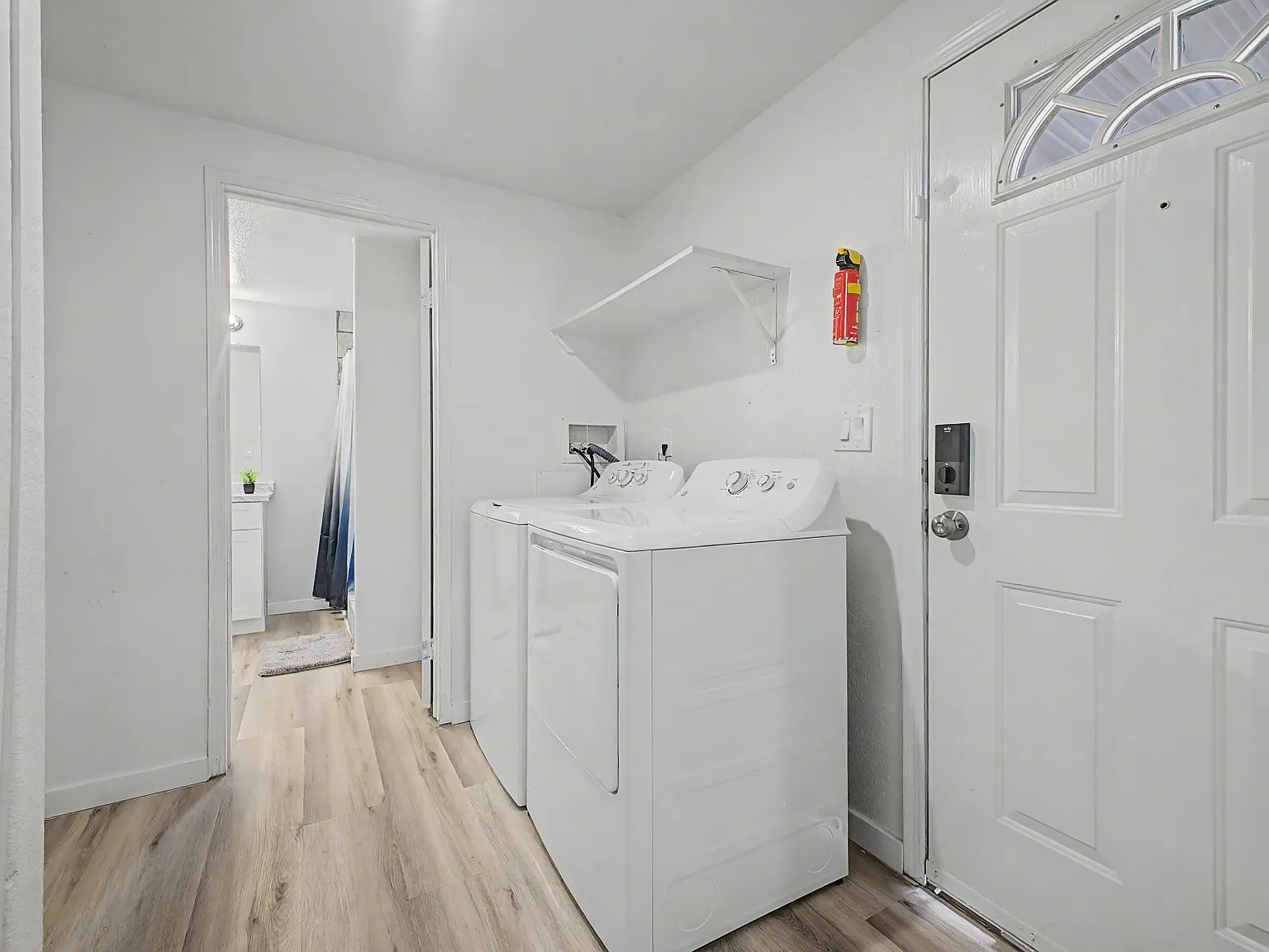 6 bed, 1666 sqft, $600 — Photo 4