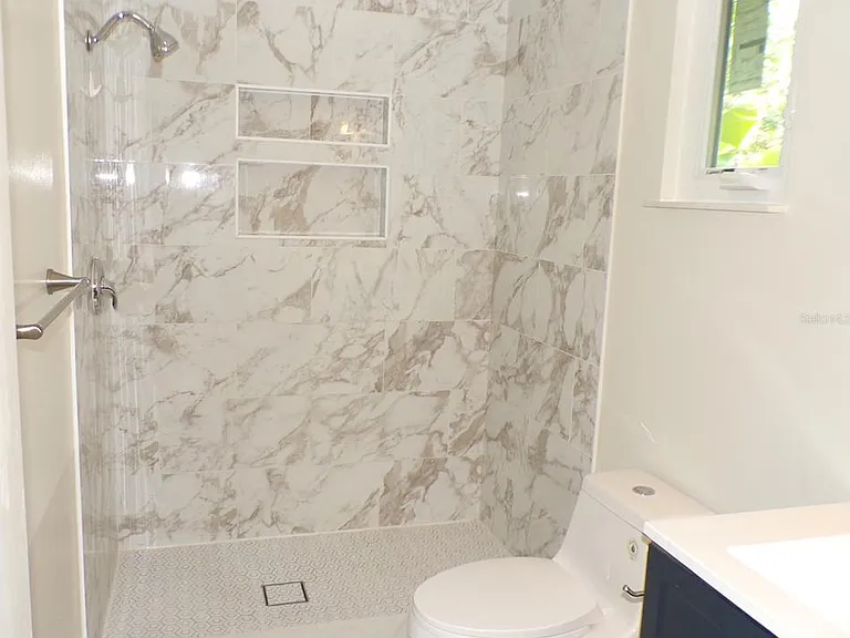 10104 Willmington Blvd — Photo 10