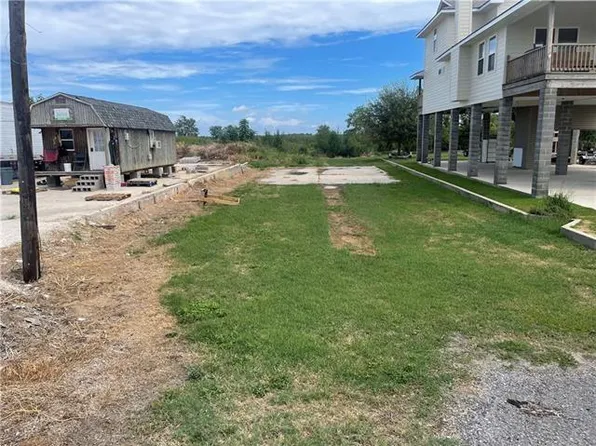 5725 Delacroix Hwy, Saint Bernard, LA 70085