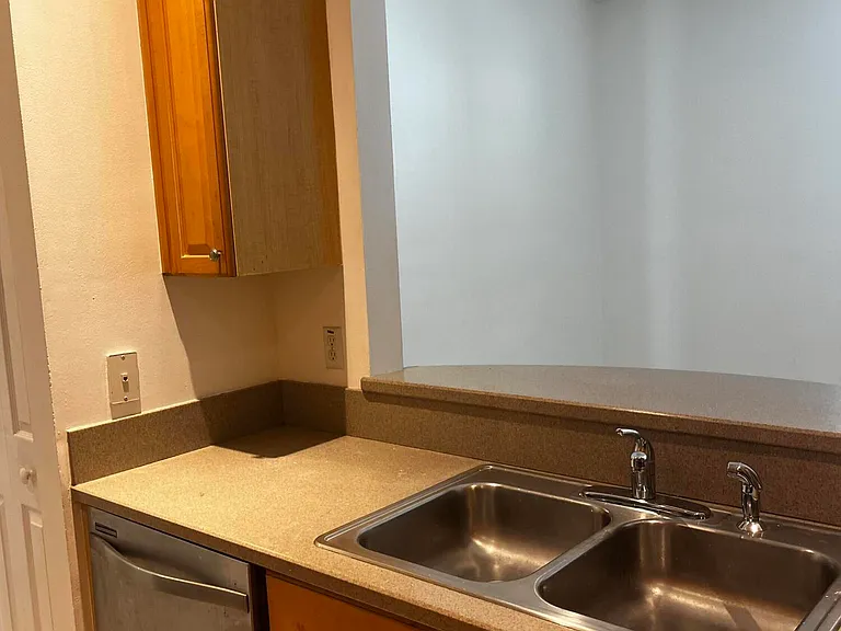 1554 Limetree Bay Ave — Photo 10