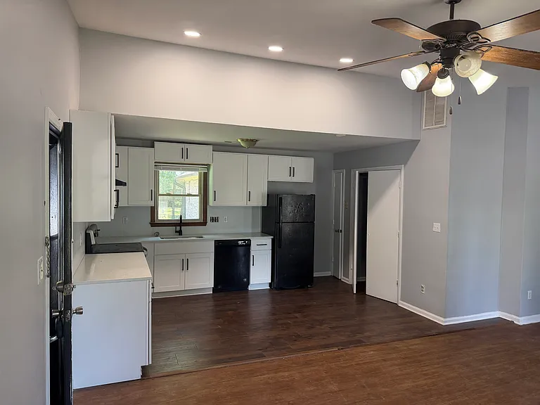 507 Parker St #507 — Photo 3