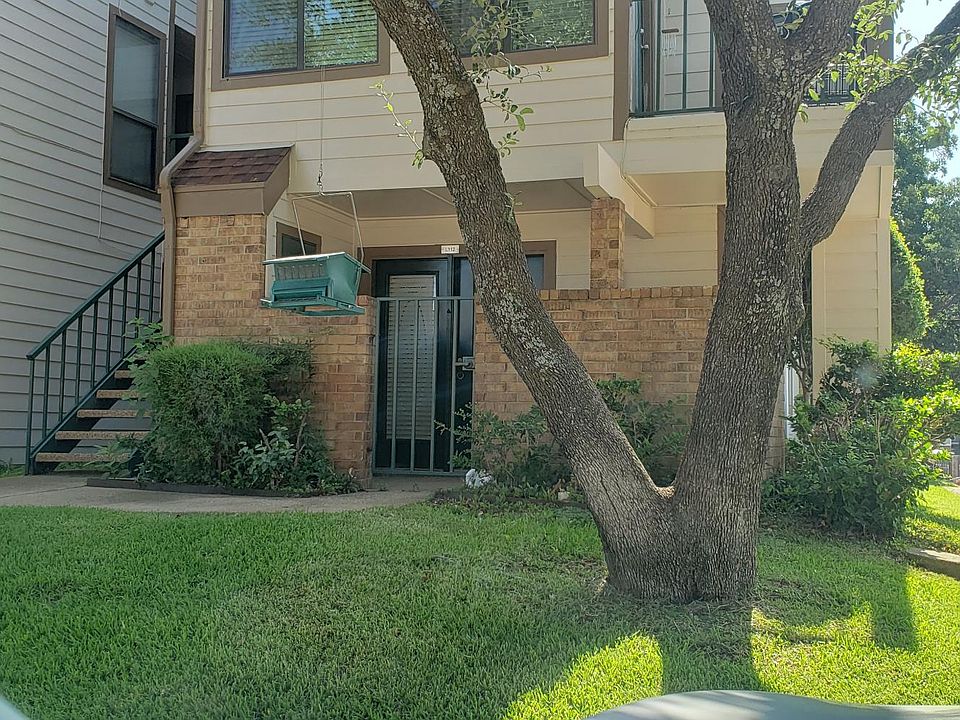 1st image of 2307 Balsam Dr APT L112