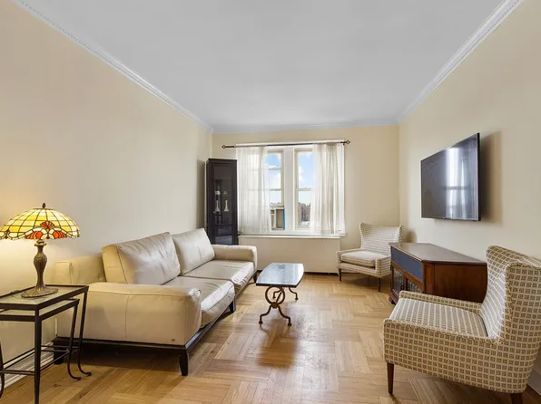 48-36 44th St APT 7D, Queens, NY 11377
