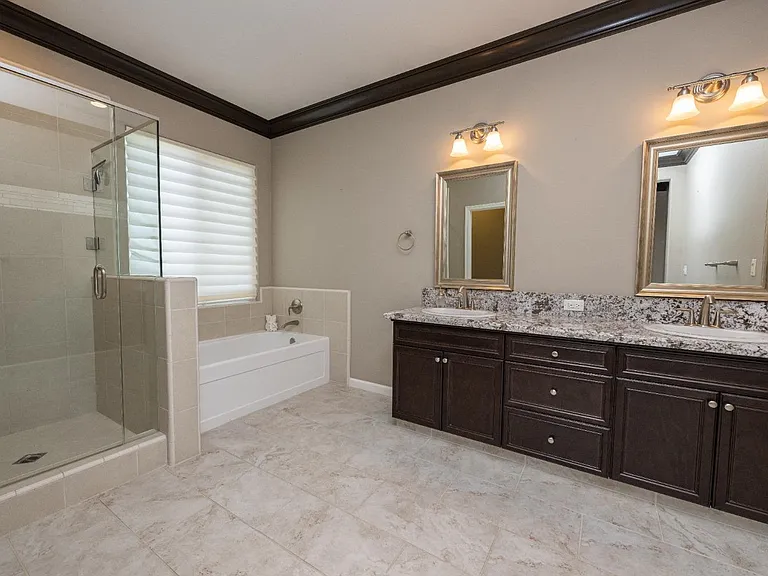 2018 E Corneliuson Dr — Photo 11