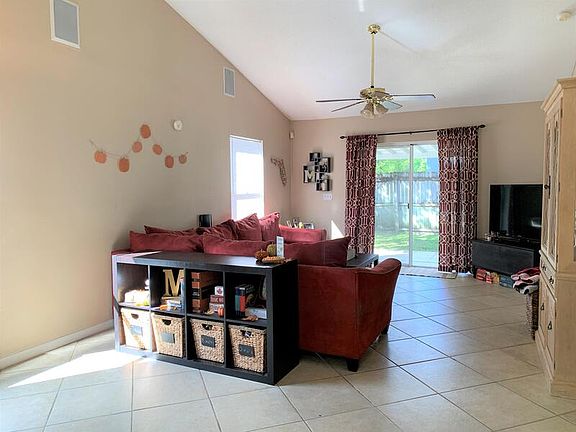 3rd image of 1742 Circe Lake Ct