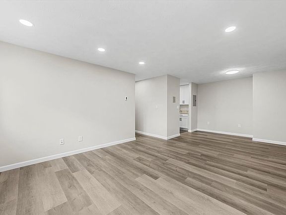 5th image of 151 Milk St APT 12