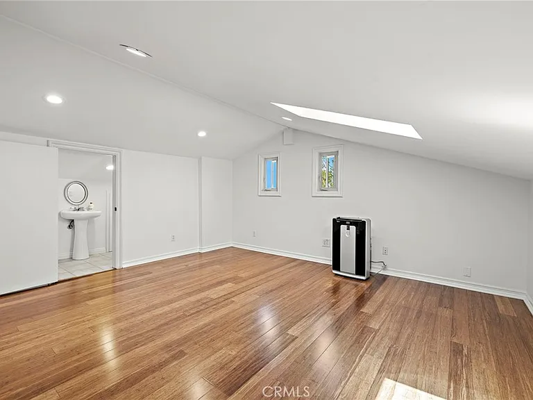 26 Mission Bay Dr — Photo 24