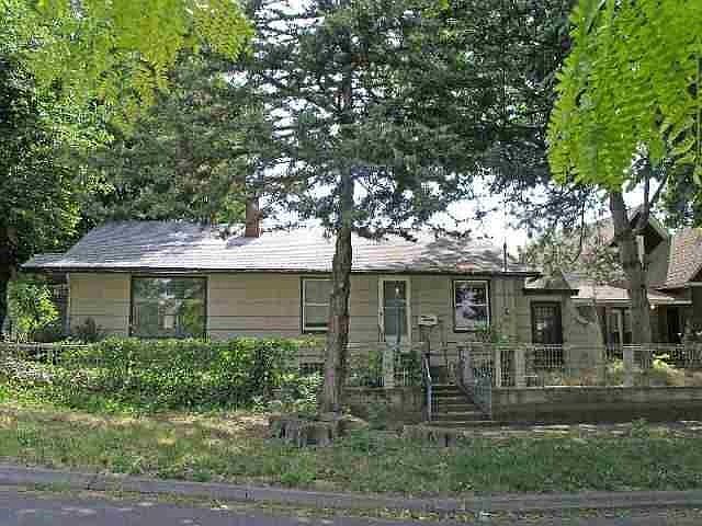 1st image of 1044 Pomona St