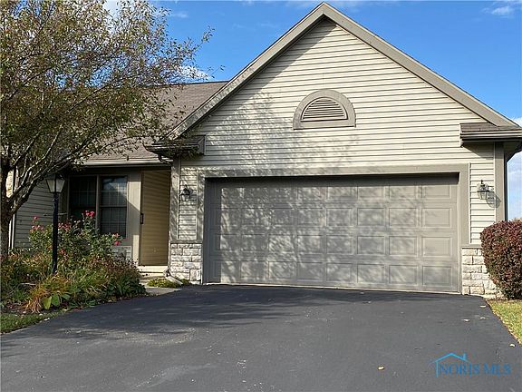 3rd image of 14584 Olde Trail Dr