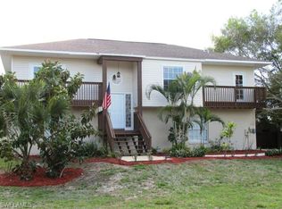 2675 Pine St, Naples, FL 34112