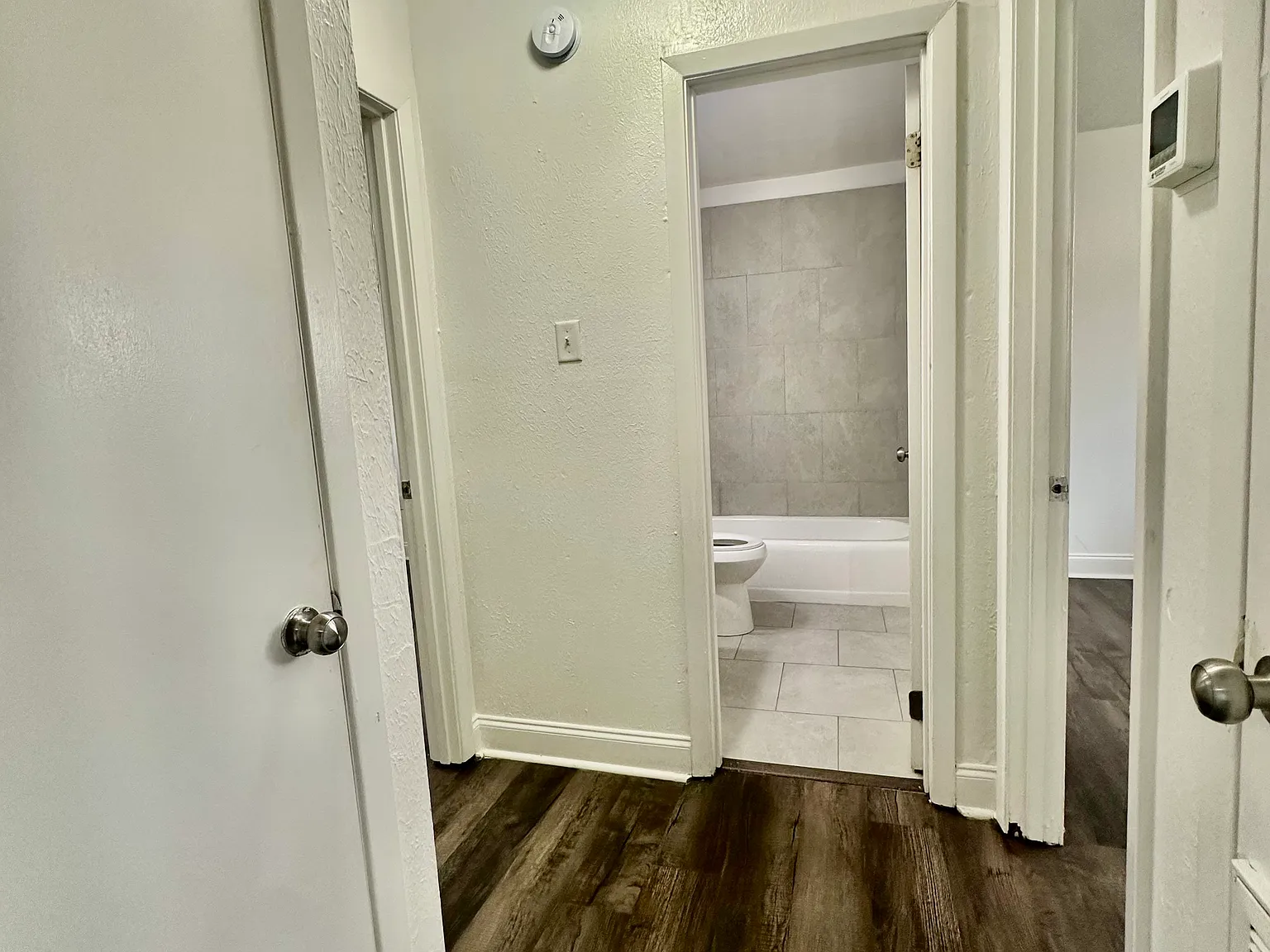 2 bed, 850 sqft, $850 — Photo 4