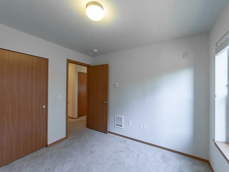 Renwood Apartment Homes — Photo 25