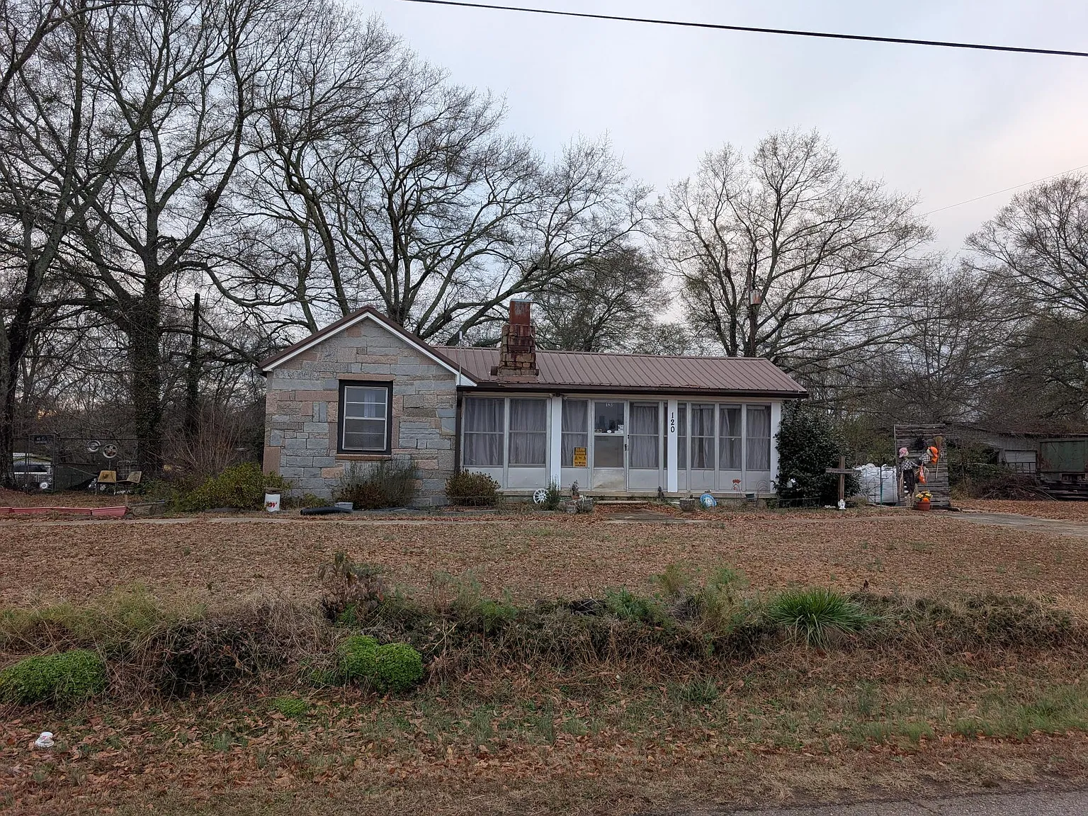 3 bed, 1020 sqft, $1,200 — Photo 1