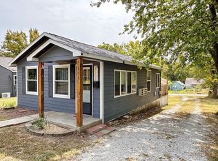 308 W Hightower St, El Dorado Springs, MO 64744