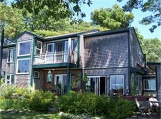 22 Highland Ave, Wareham, MA 02532