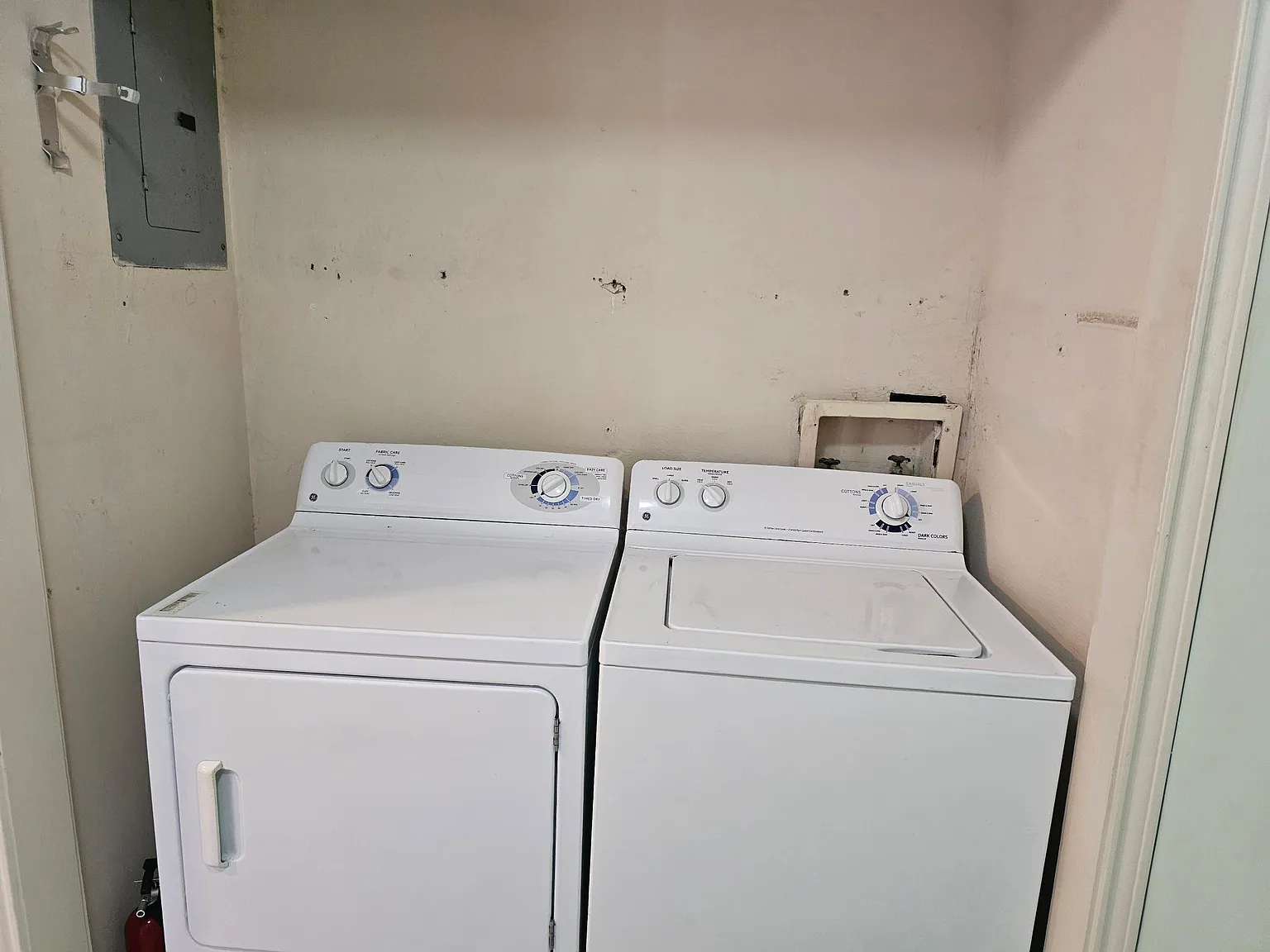2 bed, 1.5 bath, 1100 sqft, $1,000 — Photo 3