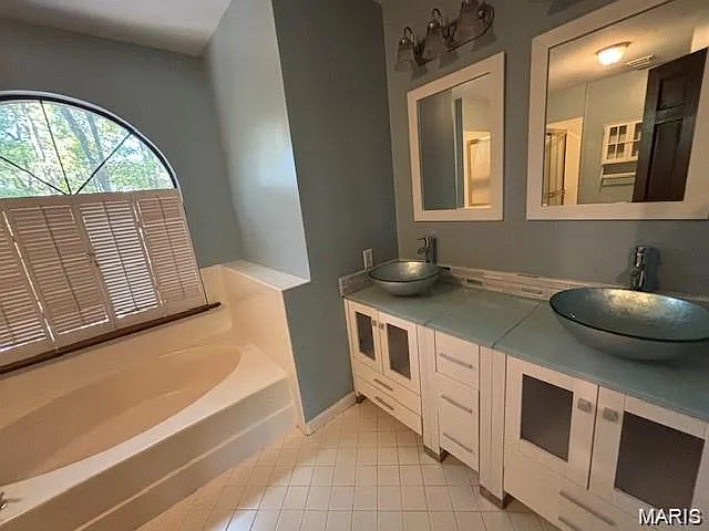 1599 Paradise Valley Dr — Photo 12