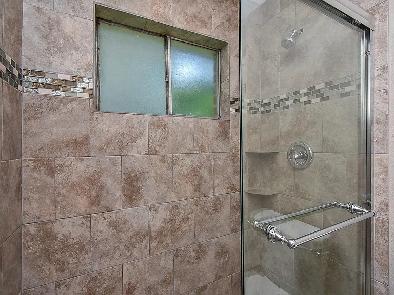 8502 Snowbank Dr — Photo 10