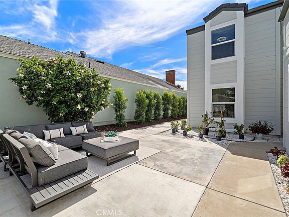 3rd image of 39 Cape Cod