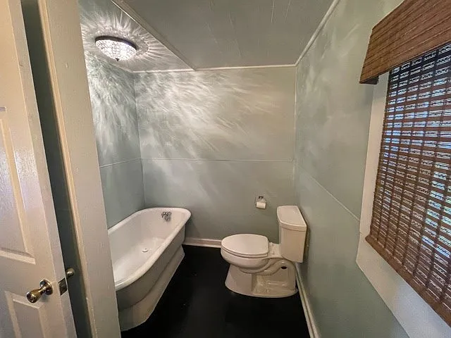 123 Avenue C — Photo 6