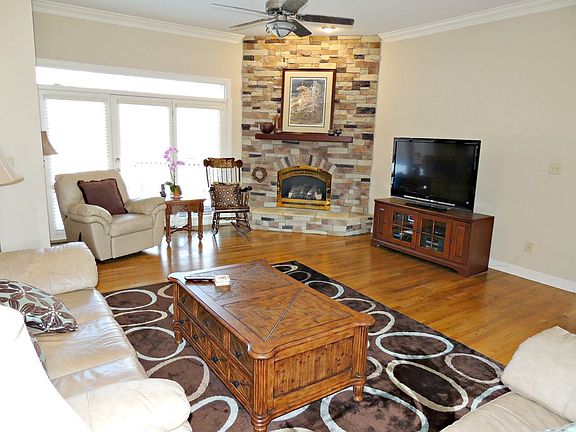 5th image of 140 Wexford Point