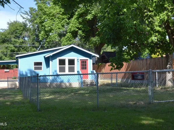 406 S 17th Ave, Yakima, WA 98902