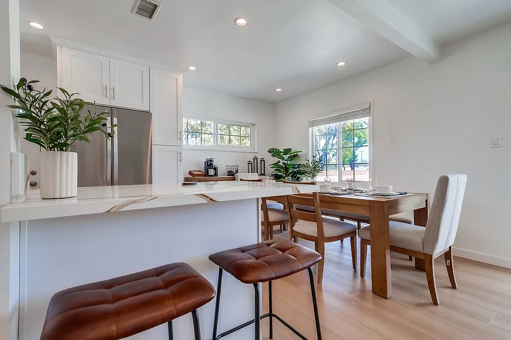 1204 Maple Ave — Photo 4