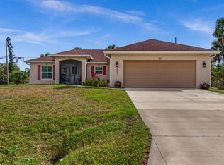18597 Lake Worth Blvd, Port Charlotte, FL 33948