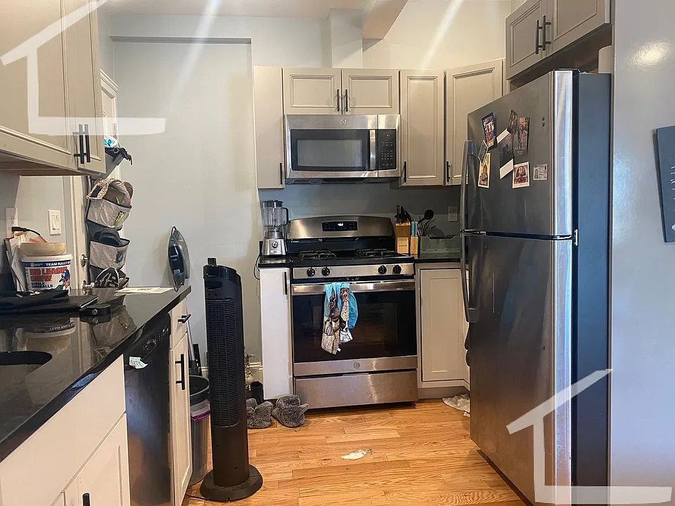 187 Harvard Ave #3