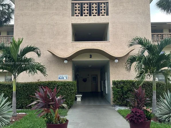 17050 NE 14th Ave APT 110, Miami, FL 33162