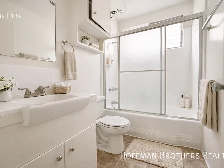 3310 Keystone Ave #2 — Photo 3