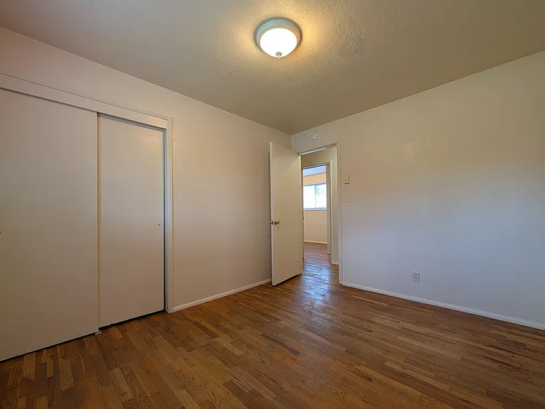 1180 E 32nd Ave — Photo 13
