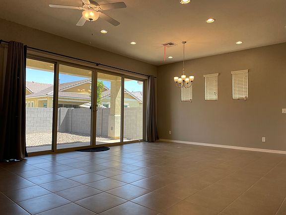 Family/Dining Room