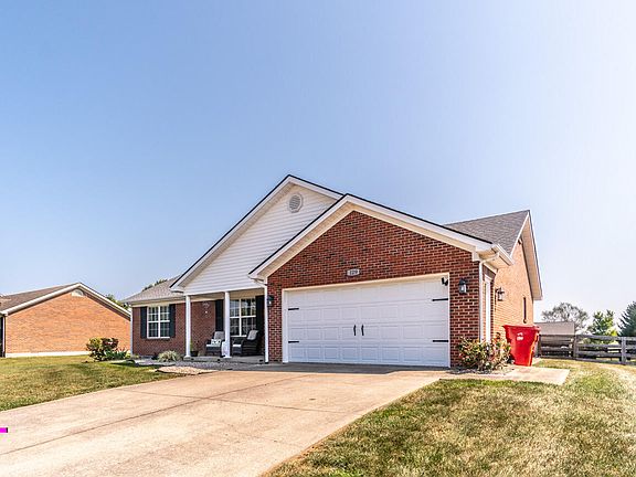 3rd image of 129 General Cleburne Dr