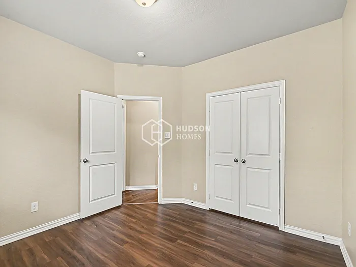 10420 Talus Dr — Photo 17
